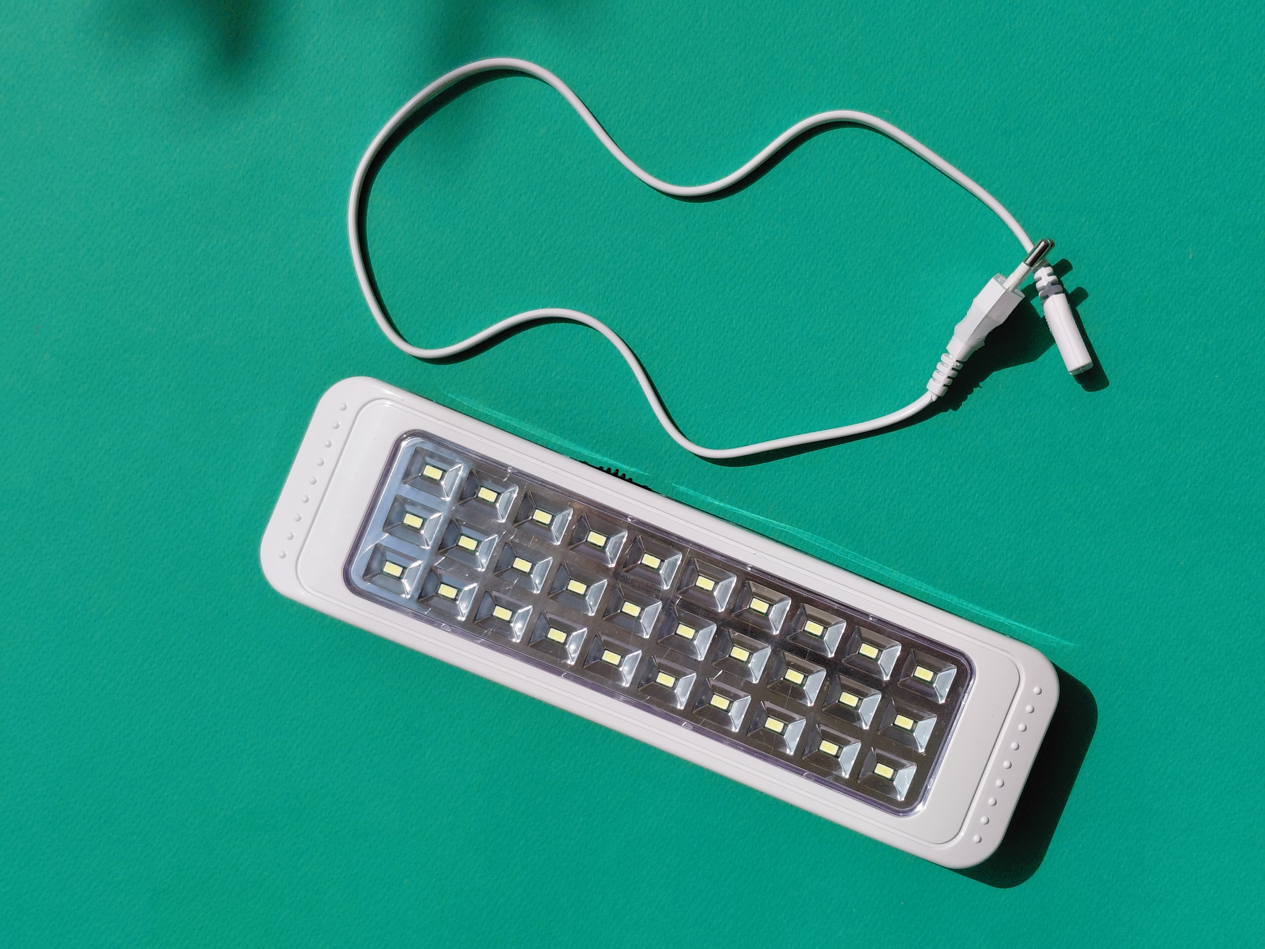 لامپ شارژی ویداسی مدل WD-823A