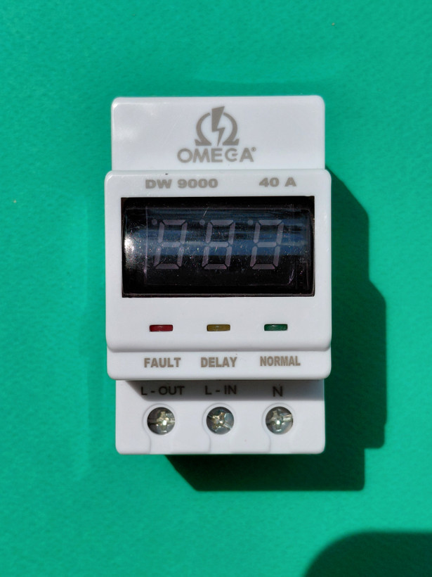محافظ مینیاتوری اُمگا(OMEGA) مدل DW9000